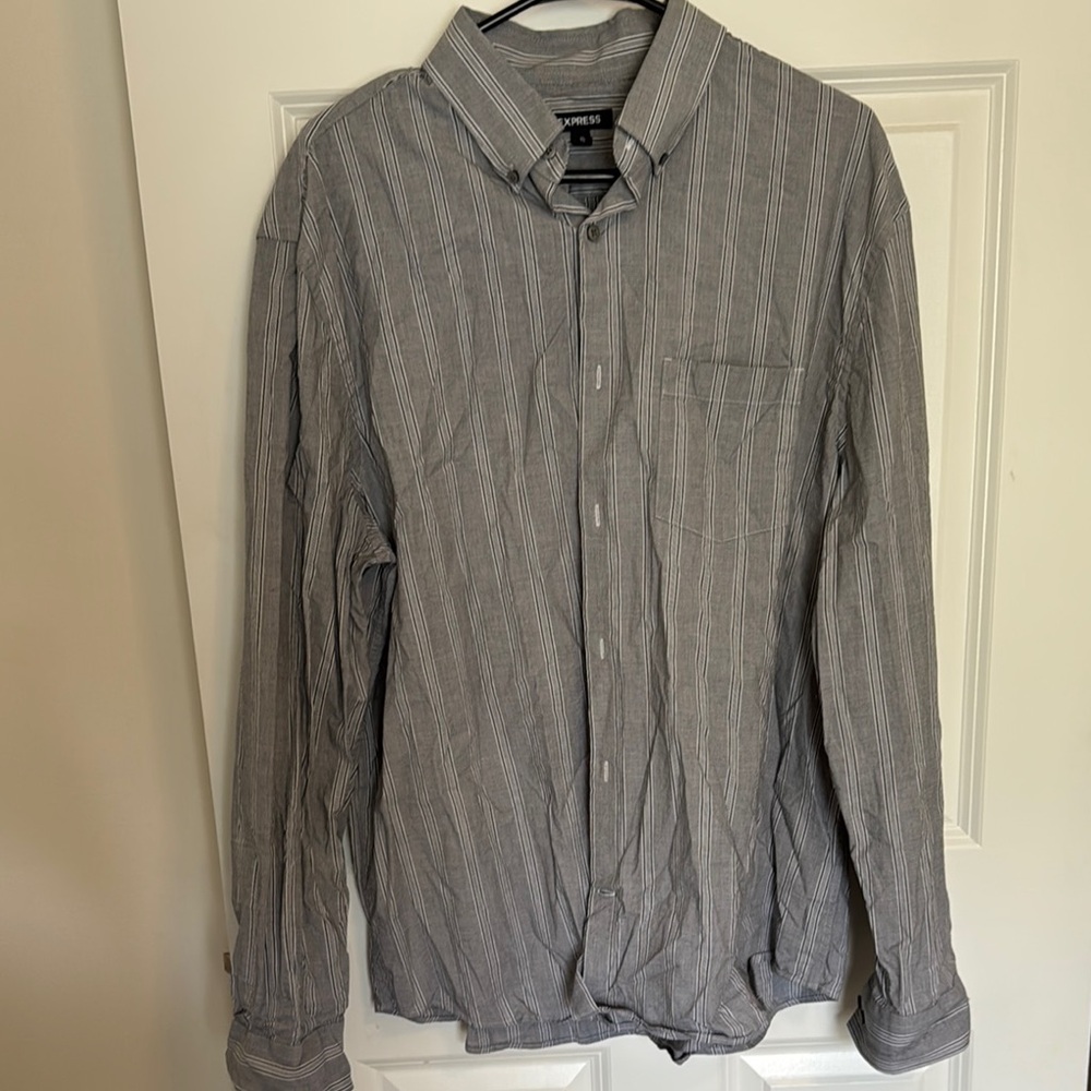 Express Gray Casual Button Down Shirt Relaxed Fit